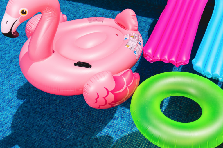 The relationship between swimming pools, asthma, and allergic rhinitis